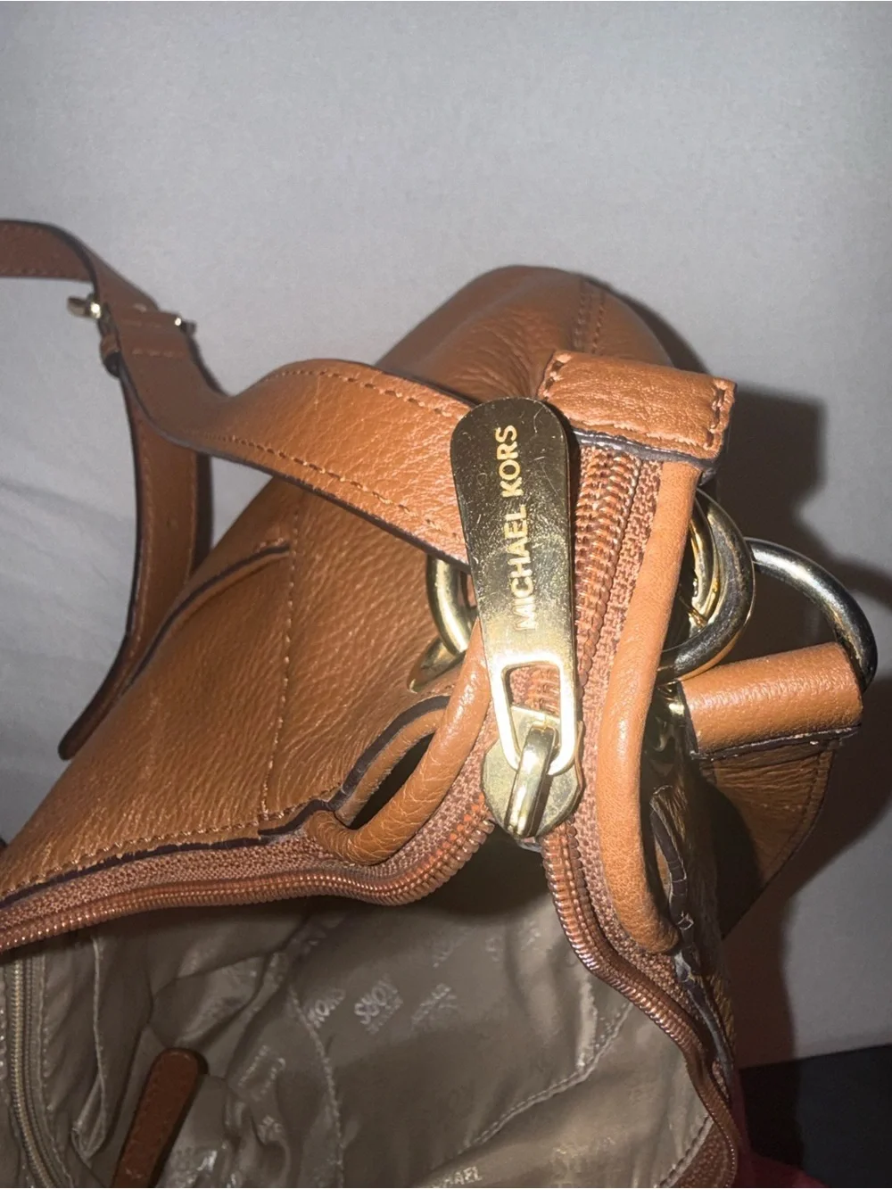 Micheal Kors Y2K Women Brown Leather Crossbody Bag Purse with Tassel